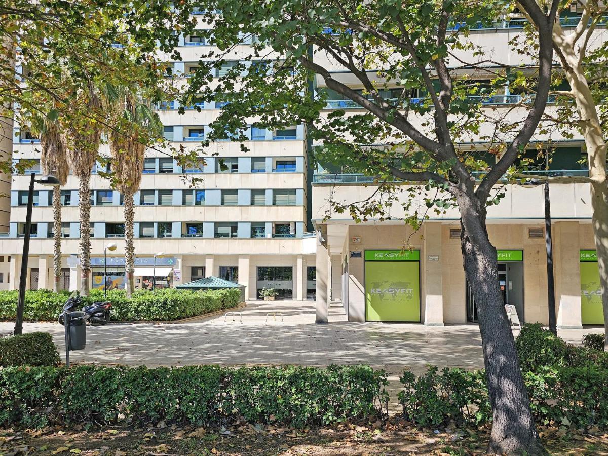 Apartamentos Las Ciencias R Valencia Exterior photo